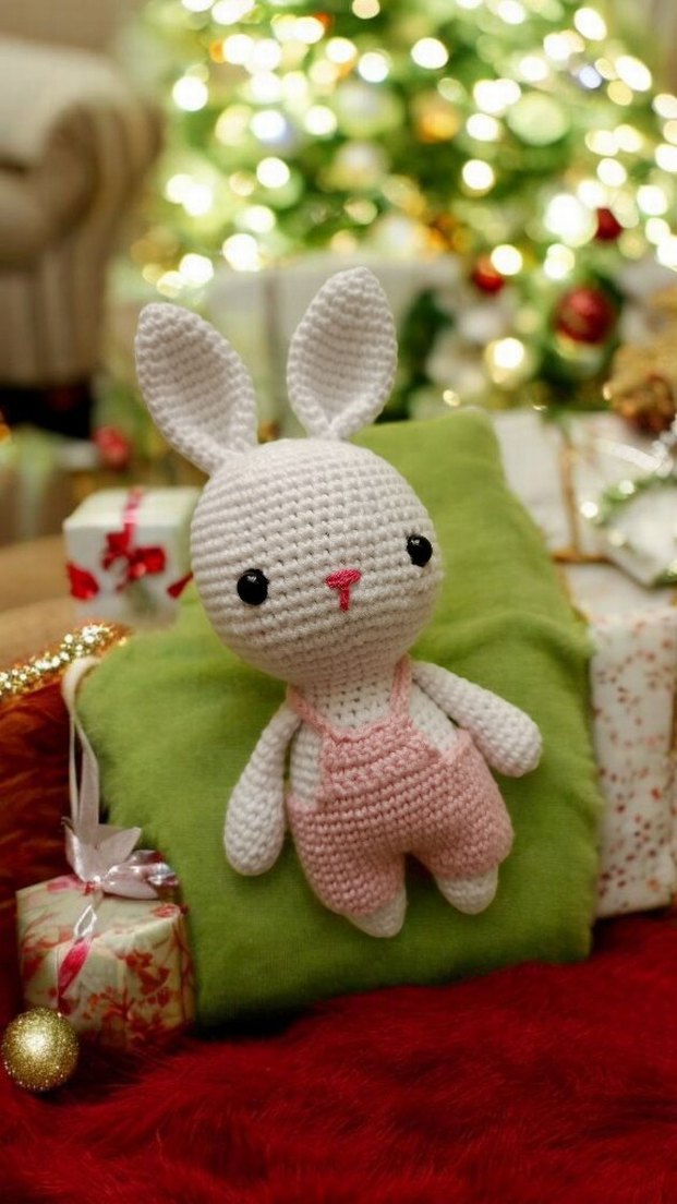 Pembe tulumlu peluş tavşan oyuncak - Görsel 3