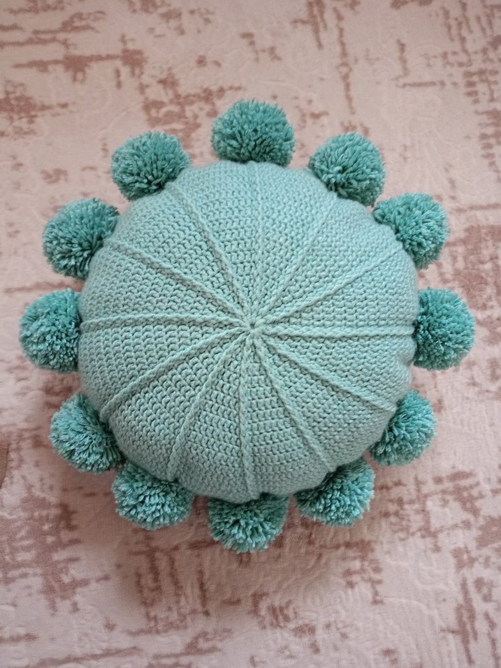 Bohem Tarzı Turkuaz Ponponlu Yuvarlak Yastık - Görsel 2