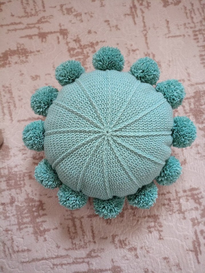 Bohem Tarzı Turkuaz Ponponlu Yuvarlak Yastık - Görsel 5