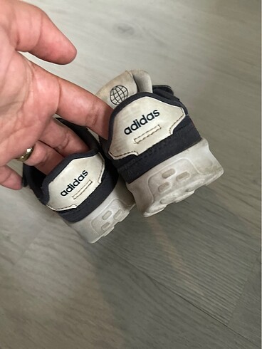 23 Beden 23 no Adidas lacivert erkek bebek ayakkabısı