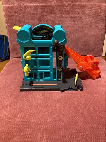 HOT WHEELS ŞEHİR OTOPARKI