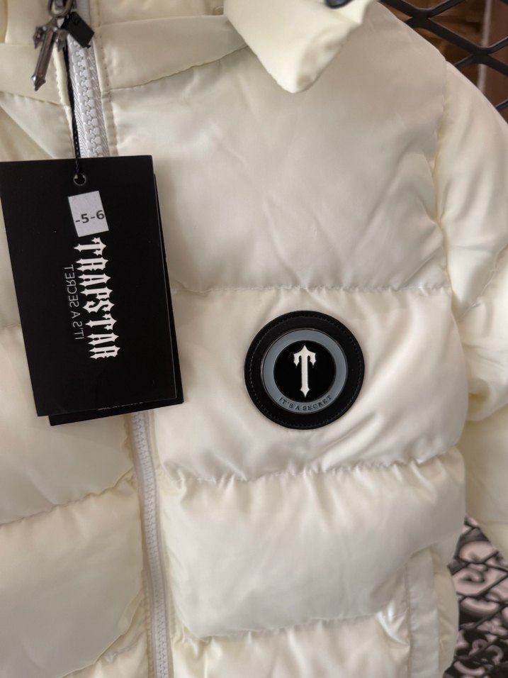 Beyaz Erkek Çocuk Mont - Görsel 2