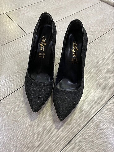 38 Beden siyah Renk Simli siyah stiletto ayakkabı