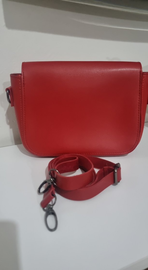 Kırmızı Deri Tokalı Kadın Çanta - Görsel 5