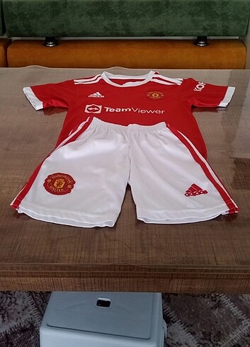 Manchester united futbol forması 