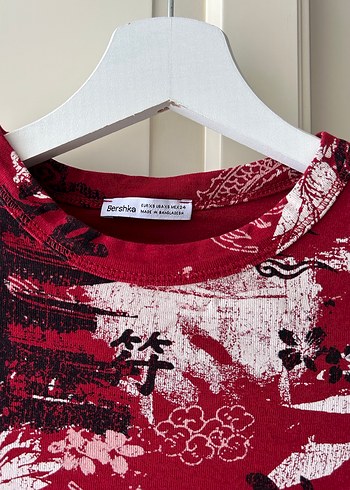 xs Beden Kırmızı Batik Desenli Uzun Kollu Kadın Bluz