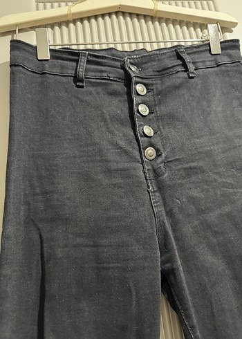 Düğmeli Siyah Kadın dar Paça Kot - Görsel 2