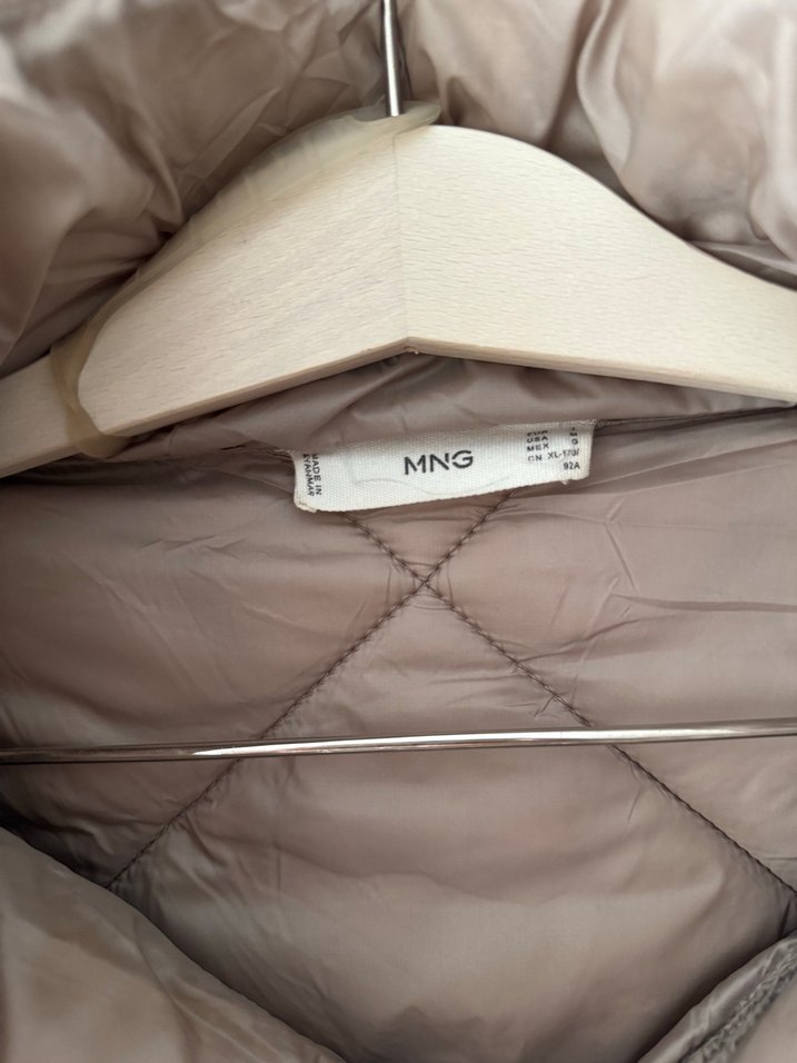 Bej Kapitone Düğmeli Kadın Ceket - Görsel 2