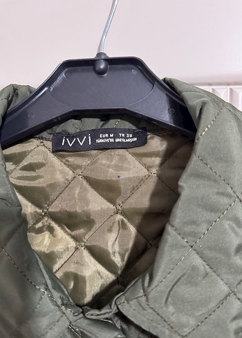 Düğmeli Kısa Kadın Yelek - Görsel 3