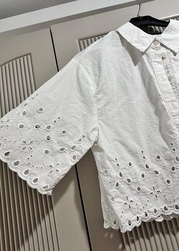 Zara Düğmeli Beyaz Kısa Kollu crop Gömlek - Görsel 5