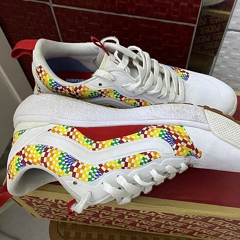 Vans Vans UltraRange Exo Pride Ayakkabı