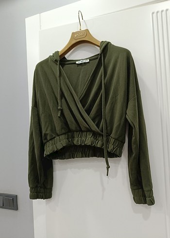 Diğer Kemer Detaylı Kapüşonlu Kısa Sweatshirt