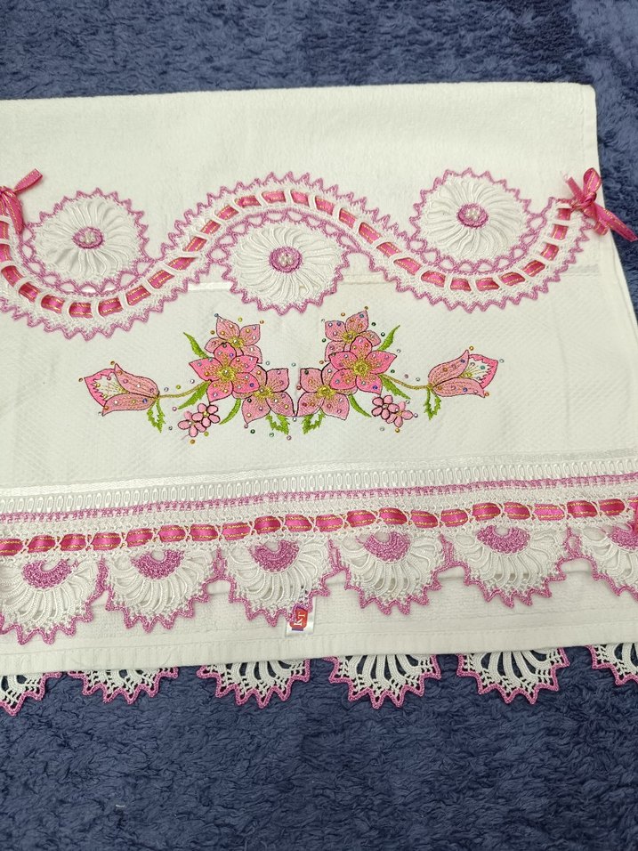 Pembe Nakışlı Dantel havlu - Görsel 4