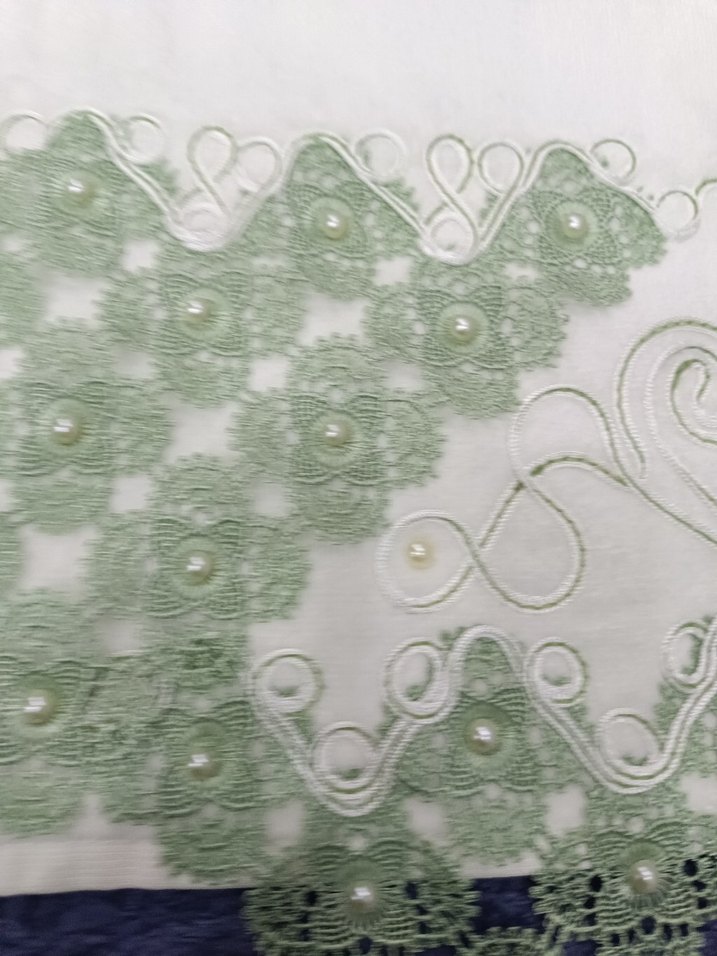 İşlemeli Beyaz Havlu - Görsel 5