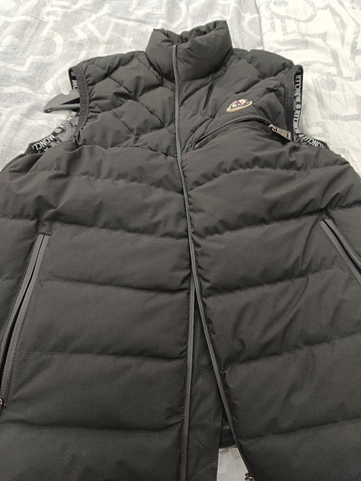 Siyah Fermuarlı Erkek Yelek - Görsel 4