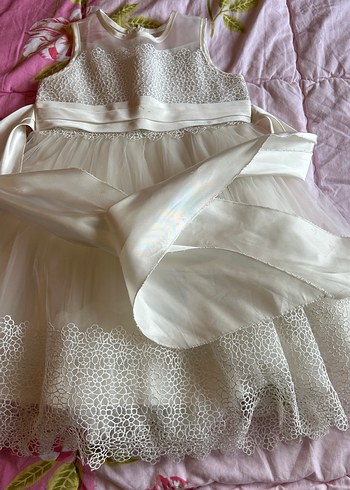 Kız Çocuk Beyaz Dantel İşlemeli Elbise - Görsel 2