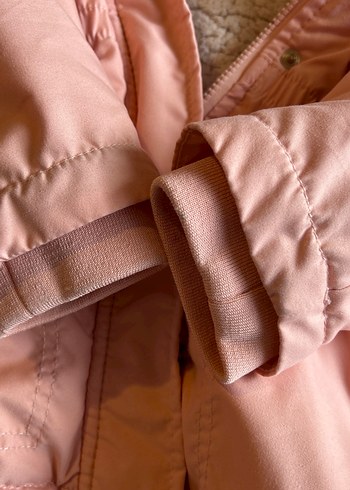 Kız Çocuk Pembe Kürklü Kapüşonlu Mont - Görsel 6