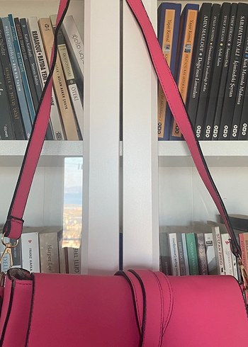 Pembe Tokalı Deri Kadın Çanta - Görsel 4