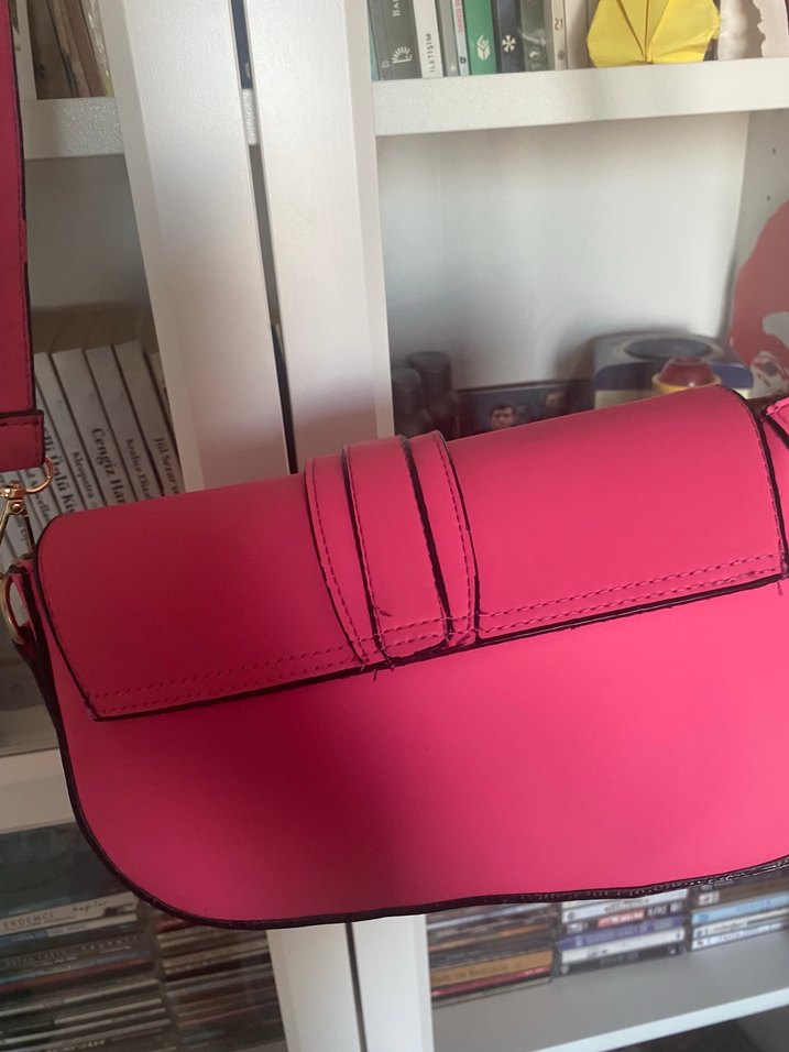 Pembe Tokalı Deri Kadın Çanta - Görsel 3
