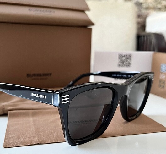 Burberry gözlük orjinal