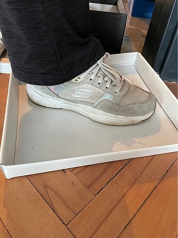 Skechers spor ayakkabı