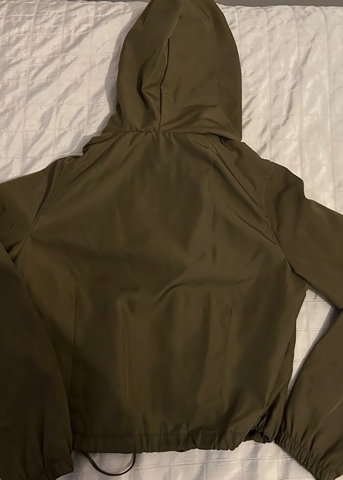 Bershka Yağmurluk - Görsel 5