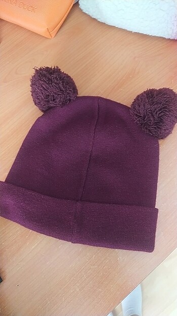 Ponponlu bordo kadın bere - Görsel 2