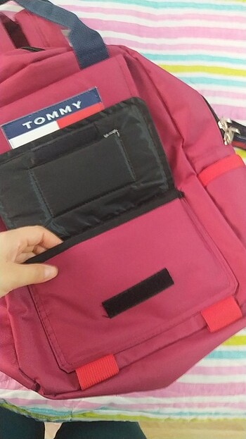 Tommy Hilfiger kırmızı/bordo sırt çantası  - Görsel 4