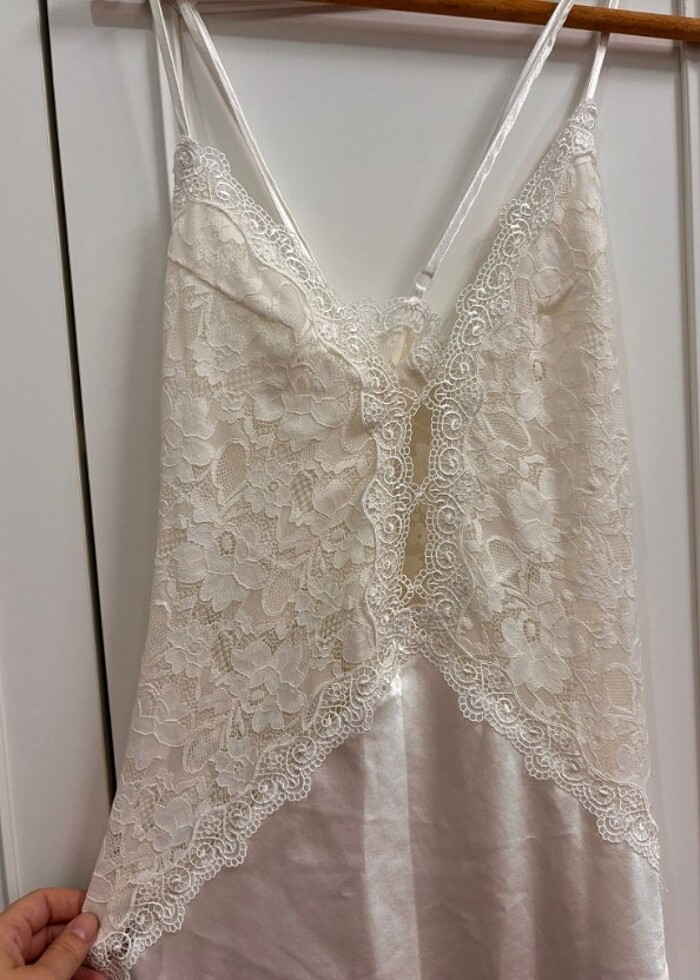 Saten gecelik elbise - Görsel 3