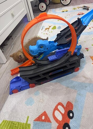 Hot wheels tır ejderha