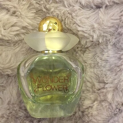 Oriflame Wonder Flower parfüm