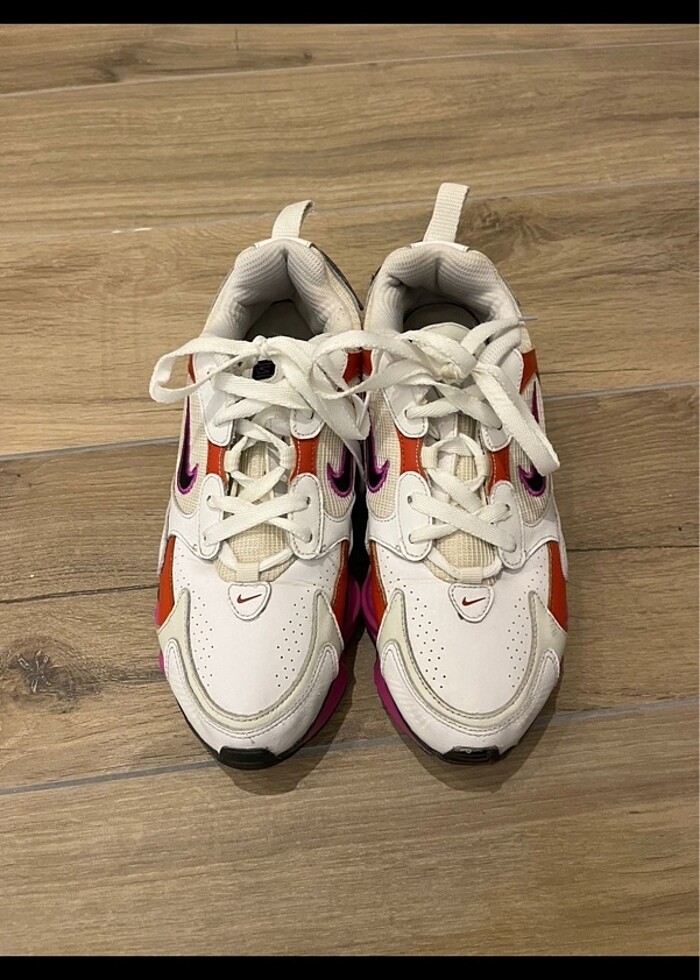 Nike ayakkabı - Görsel 2