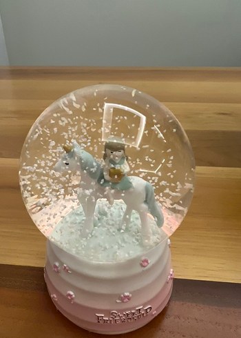 Beyaz Unicorn ve Kız Figürlü Kar Küresi - Görsel 6