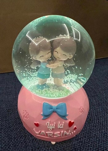 Pembe Figürlü Kar Küresi Müzik Kutusu - Görsel 2