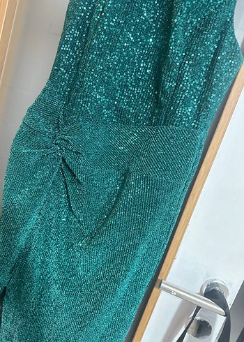 Parlak Yeşil Midi Abiye Elbise payetli - Görsel 2