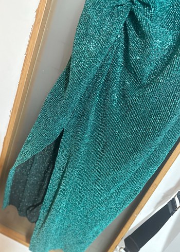 Parlak Yeşil Midi Abiye Elbise payetli - Görsel 3
