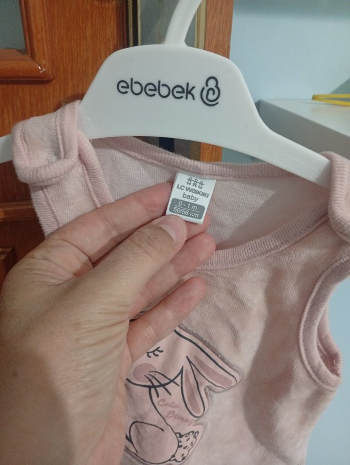 Pembe Kadife Tavşan Desenli Bebek Tulum - Görsel 4