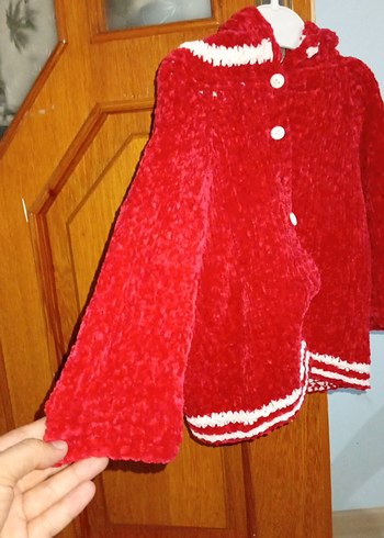 Kız Çocuk Kırmızı Kapüşonlu Örgü Hırka - Görsel 3