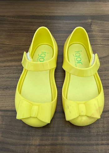 Sarı Fiyonklu Kız Çocuk Sandalet - Görsel 2