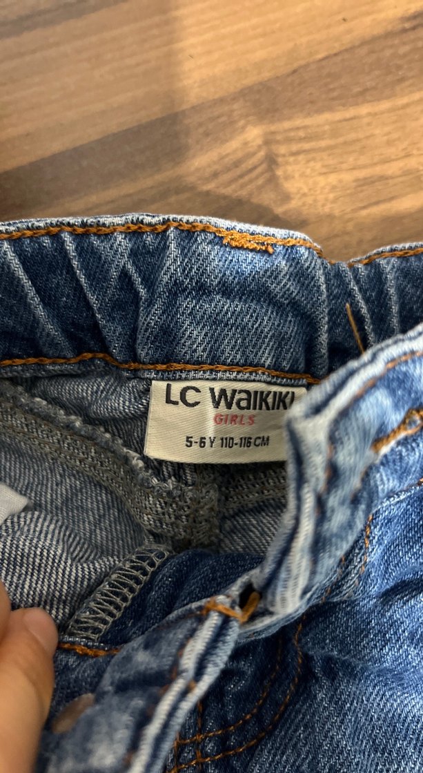 Kemerli Mavi Kız Kot Şort - Görsel 2