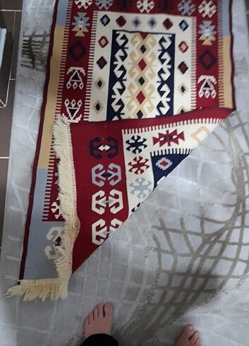 Etnik desenli kilim 