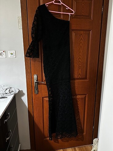 Trendyol & Milla Siyah dantel elbise