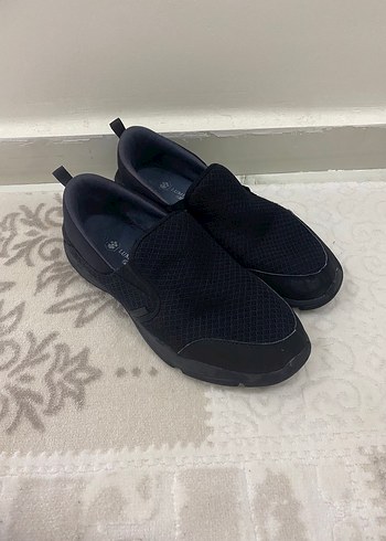 42 Beden Erkek Siyah Spor Ayakkabı
