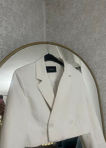 Addax Ekru Siklik Minimalist Kisa Blazer