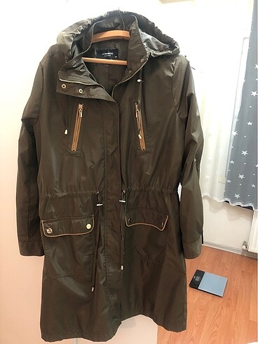 Parka yamurluk trenckot 44 beden