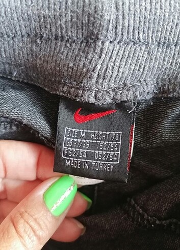 m Beden Orjinal Nike eşofman altı 