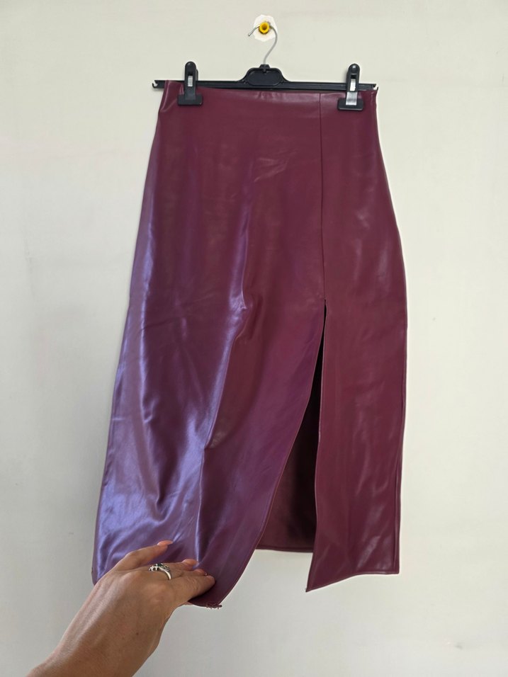 Bordo Deri Uzun Drapeli Etek - Görsel 2