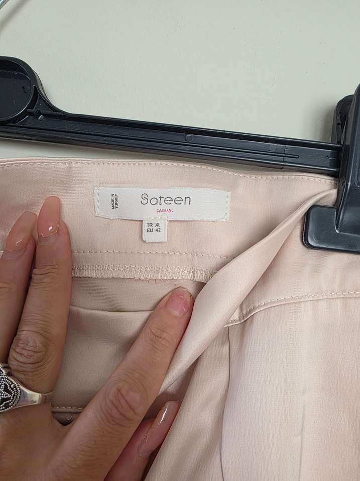 Bej Uzun Salaş saten  Kadın Etek - Görsel 3