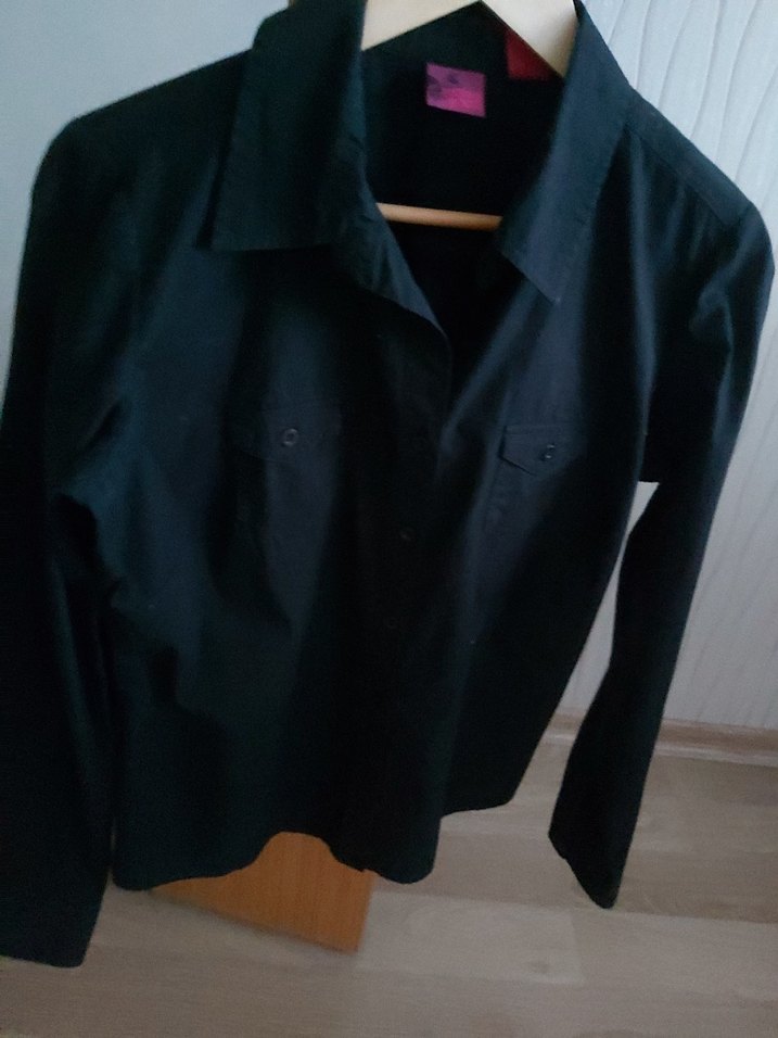 Düğmeli Siyah Kadın Pamuk Gömlek - Görsel 4