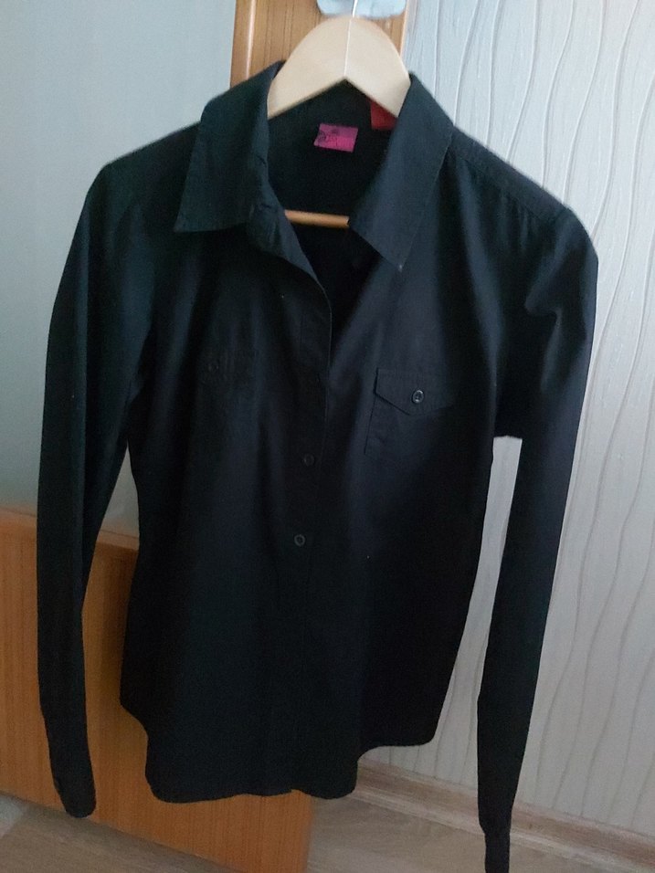 Düğmeli Siyah Kadın Pamuk Gömlek - Görsel 5